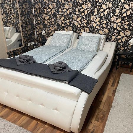 Lovely Apartment On Raday Corso بودابست المظهر الخارجي الصورة